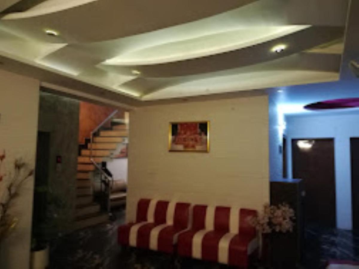 Dee Park View Jammu Джаму Екстериор снимка